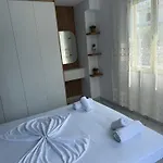 Selena's Apartament's Апартаменты *