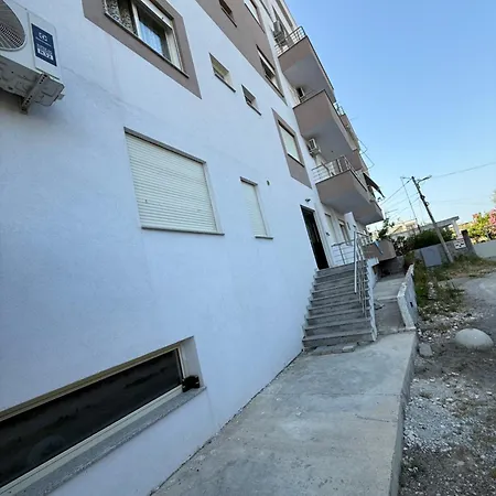 Selena's Apartament's شقة